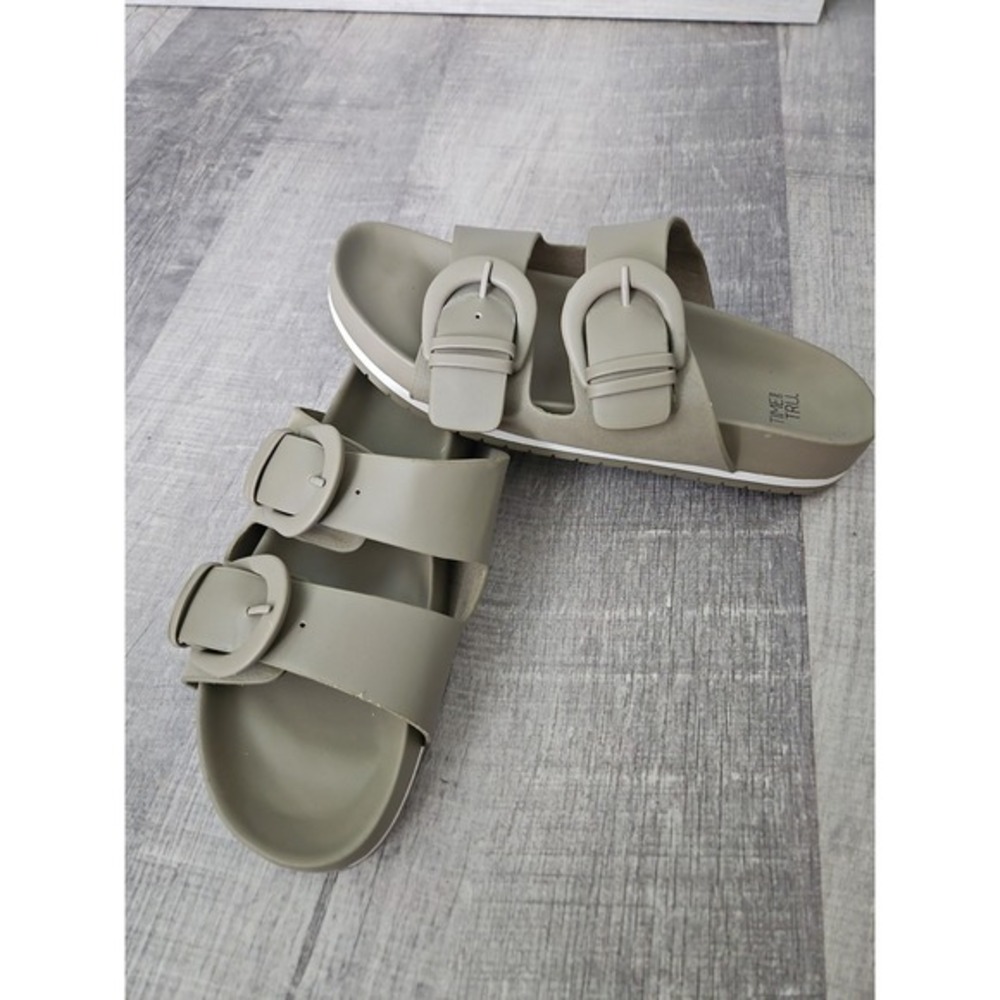 Time and Tru Women's Size 8 Double Buckle Slide Sandals Olive Green Matte EVA 39